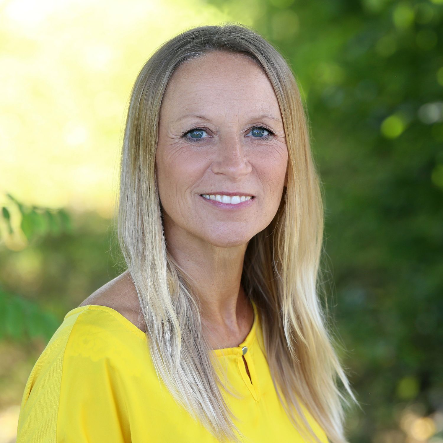 Michaela Gans – Portraitfoto der freien Traurednerin aus Großen Buseck